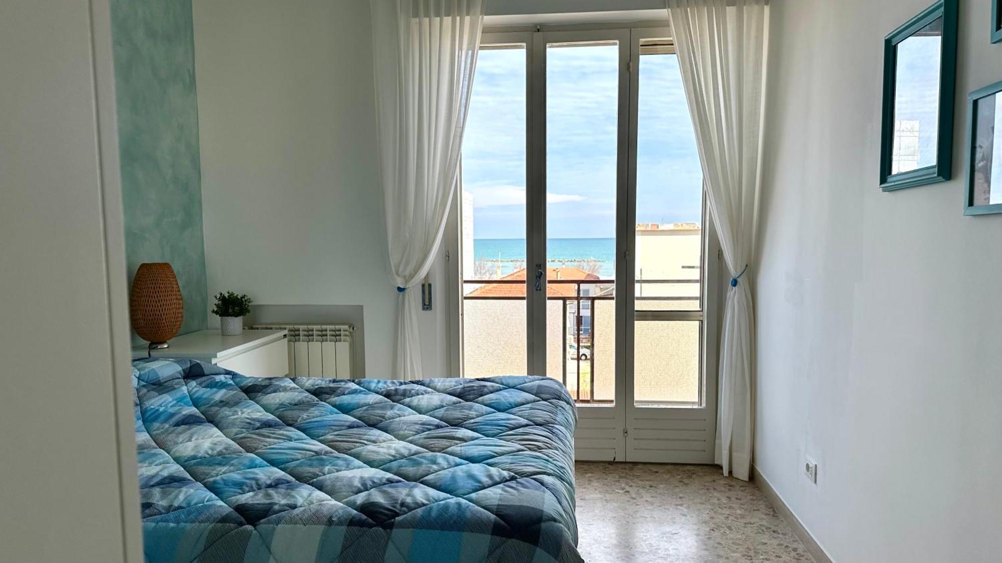 Se041 - Senigallia, Quadrilocale Accessoriato A 150Mt Dal Mare 外观 照片